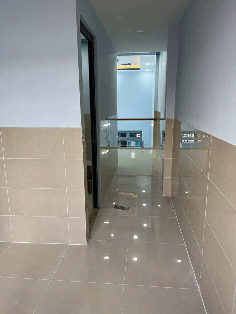 BHH B, Bình Tân, Liên khu 4-5, Kết cấu 2 tầng BTCT, 3PN. 4.5 ty TL